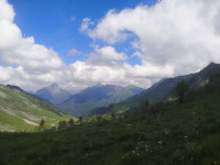La Pointe d'Arcaloz au loin